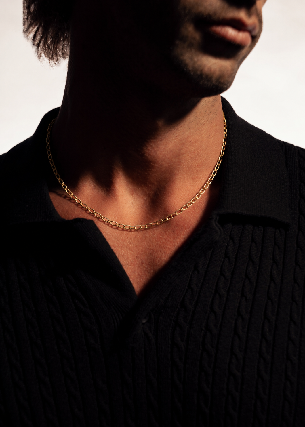 The Golden Line Necklace