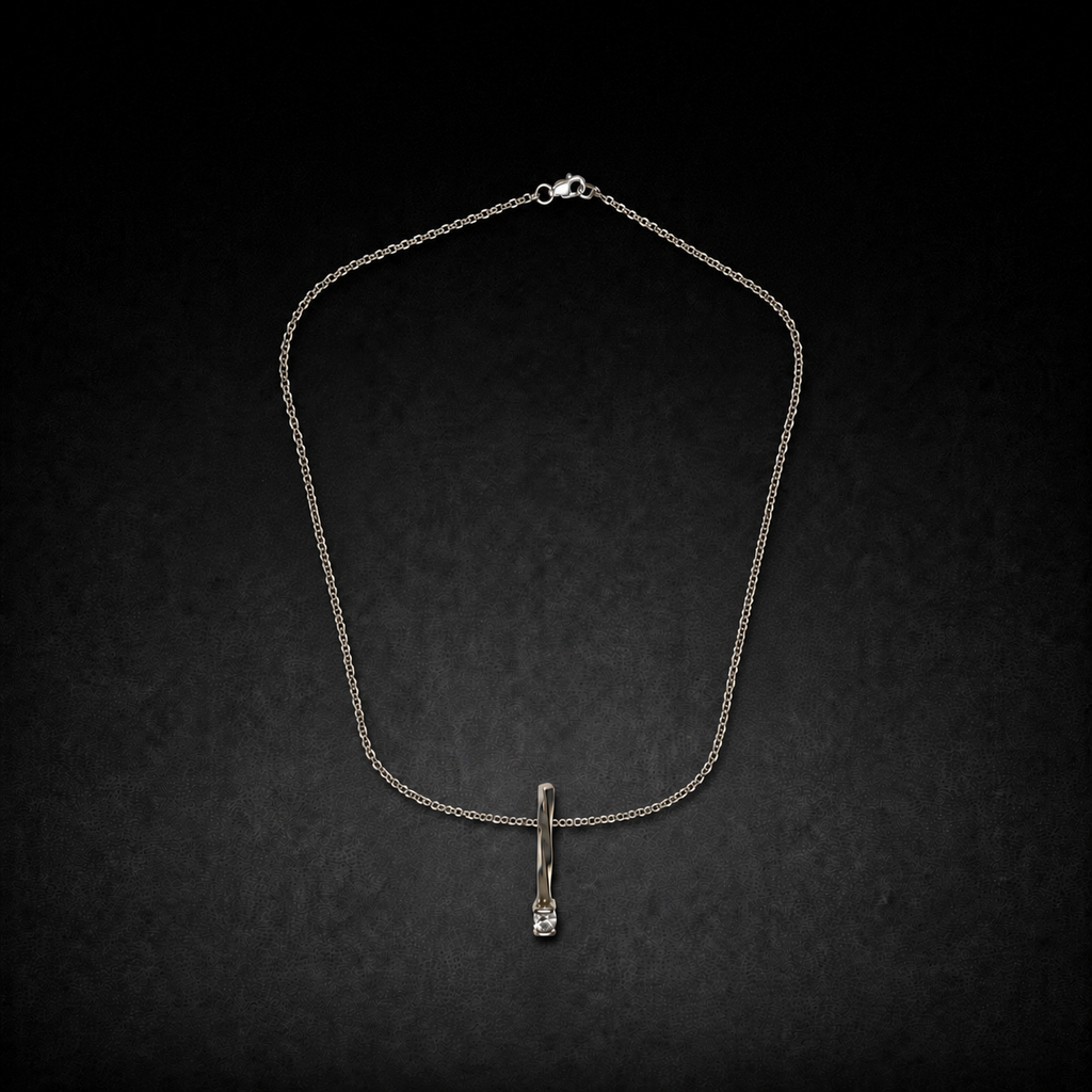 The Line Drop Necklace